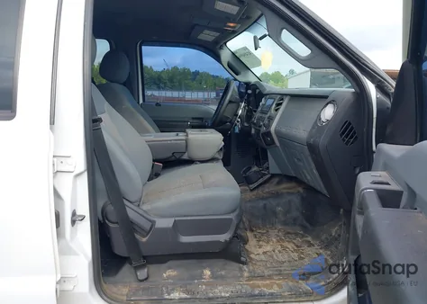 2014 Ford F250 Super Duty z USA, uszkodzony, nr VIN 1FT7W2BT8EEB80029